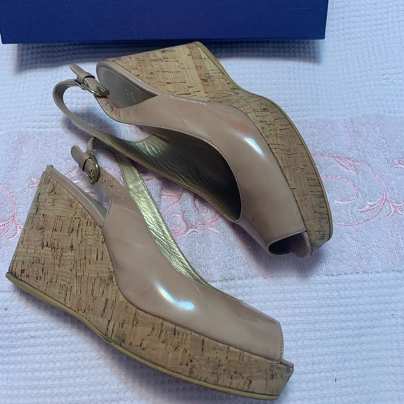 Stuart Weitzman Jean Patent Wedge Sandals - Picture 6 of 13